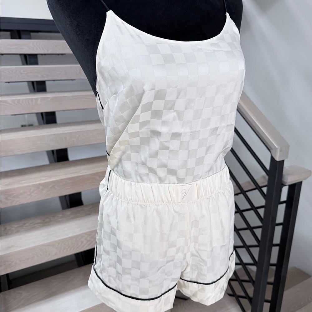 New Victoria Secrer Cream Sleepwear Loungewear Checkered Cami Set size XS - Picture 6 of 9